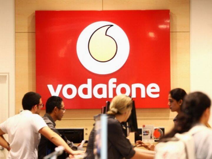 Vodafone In Talks To Offload 5% Stake In Indus Towers To Bharti Airtel, Says Report Vodafone In Talks To Offload 5% Stake In Indus Towers To Bharti Airtel, Says Report