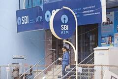 SBI के ग्राहकों के लिए बड़ी खबर! आपने भी फोन में सेव कर रखा है ये नंबर तो फटाफट कर दें डिलीट, जानें क्यों?