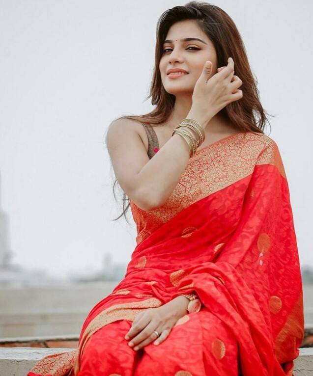 கஞ்சி கொண்டு போறவளே நெஞ்சுக்குள்ள நீ வாரியா