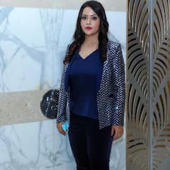 Amruta Fadnavis : अमृता फडणवीसांच्या नव्या गाण्याचे पोस्टर लॉंच!