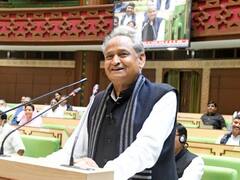 राजस्थान के विधायकों की बल्ले-बल्ले, बजट के बाद मिला 90 हजार रुपये का आईफोन और लेदर बैग, पिछली बार मिले थे टैबलेट