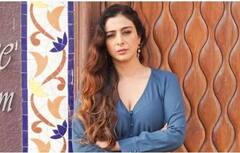 ਕੋਈ 51 ਤੇ ਕੋਈ 49 ਸਾਲ ਦੀ ਉਮਰ 'ਚ ਵੀ ਅਨਮੈਰਿਡ, ਬਾਲੀਵੁੱਡ ਦੀਆਂ ਇਨ੍ਹਾਂ ਖੂਬਸੂਰਤ ਅਭਿਨੇਤਰੀਆਂ ਨੂੰ ਅਜੇ ਤੱਕ ਨਹੀਂ ਮਿਲਿਆ ਹਮਸਫਰ