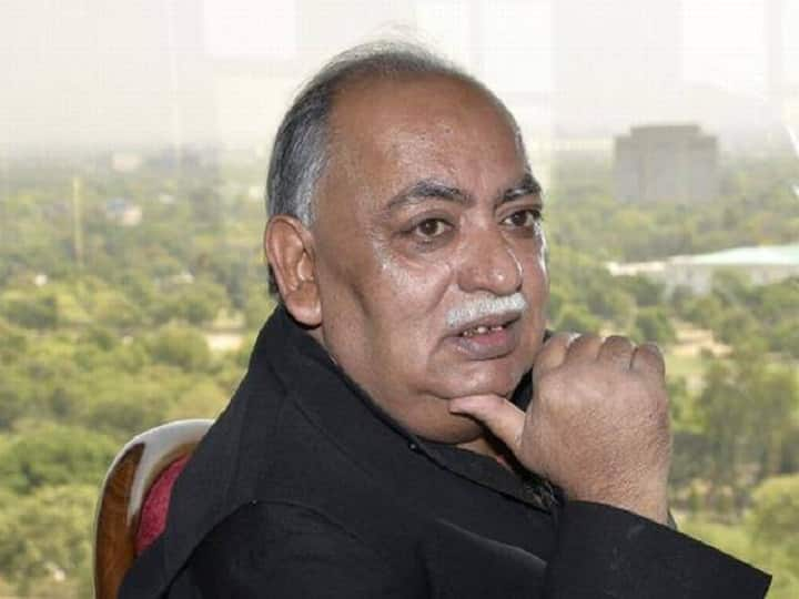 UP Election 2022 munawwar rana attacks cm yogi adityanath amidst of 4th phase polling in UP UP Election 2022: इस वजह से मुनव्वर राणा नहीं डाल पाए वोट, कहा- गर्मी स्टोर कर रहा हूं