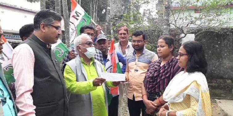 North 24 Parganas Gobardanga Subhash Dutta campaigns for TMC after withdrawing nomination as independent candidate Gobardanga News: মমতার নির্দেশে মনোনয়ন তুলে নিয়েছিলেন, অসুস্থ শরীরে দলের হয়ে প্রচারও করলেন সুভাষ