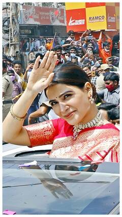 Samantha Latest Pics: பொது இடத்தில் முத்தத்தை பறக்கவிட்ட சமந்தா - வைரலாகும் புகைப்படங்கள்