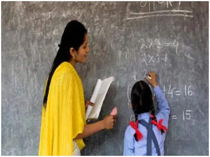 A circular regarding the rules for transfer of teachers will be issued in two days ગુજરાતમાં શિક્ષકોની બદલી અંગેના નિયમોની થશે જાહેરાત, રાજ્ય સરકારે લીધો મોટો નિર્ણય