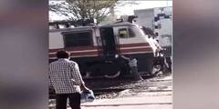 Rajasthan Train Incident: কচুরির লোভে ট্রেন থামিয়ে বিপাকে ৫ রেলকর্মী