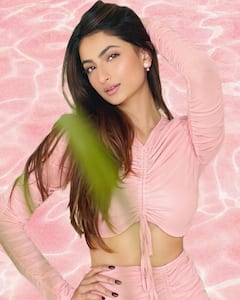 Palak Tiwari Shares Jaw-Dropping PICS Of Her In A Tight Pink Dress