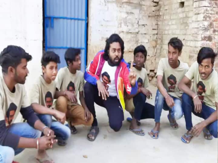 Bihar News: भागलपुर के इस आदर्श आनंद को कितना जानते हैं आप? पिता की डांट ने करवा दिया था ग्रेजुएट, जानें दिलचस्प बातें