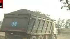 Deucha Pachami: প্রকল্পের জন্য ক্ষতিপূরণ, দু’শো জন জমিদাতার হাতে সরকারি চাকরির নিয়োগপত্র তুলে দিলেন মুখ্যমন্ত্রী| Bangla News