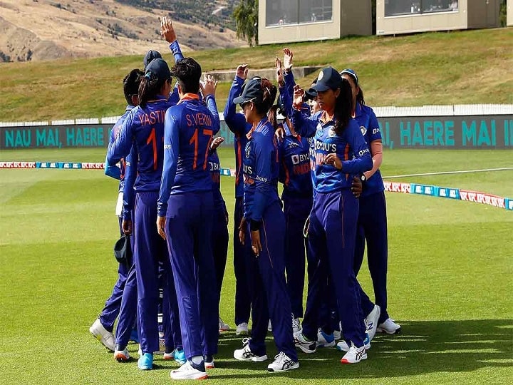 ICC Women's World Cup 2022 New ICC rules Team India ICC Women's World Cup 2022: 11 नव्हेतर इतक्या खेळाडूंसह संघाला मैदानात उतरता येणार, आयसीसीचा नवा नियम