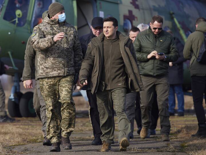 Emergency In Ukraine: यूक्रेन में देशव्यापी आपातकाल की घोषणा, रूस के हमले की आशंकाएं तेज