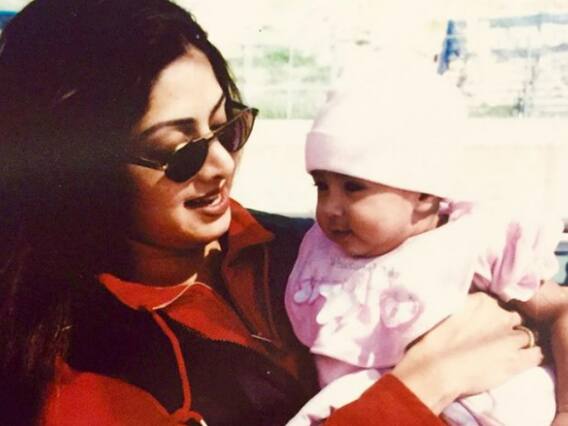 बॉलिवूडच्या पहिल्या लेडी सुपरस्टार 'श्रीदेवी'! आज चौथी पुण्यतिथी