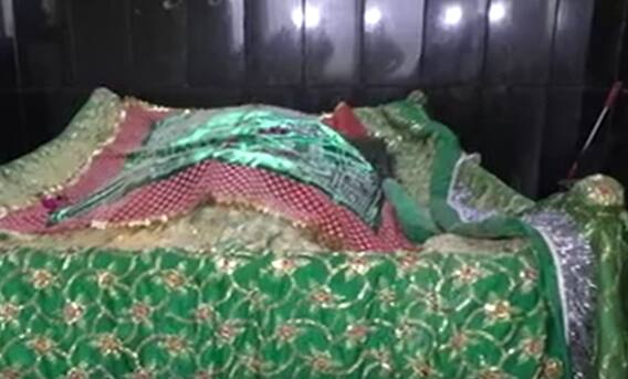 Oldest & famous dargah in Vijayawada: కులమతాలకు అతీతంగా ఈ దర్గాకు అన్ని వర్గాల ప్రజలు | ABP Desam