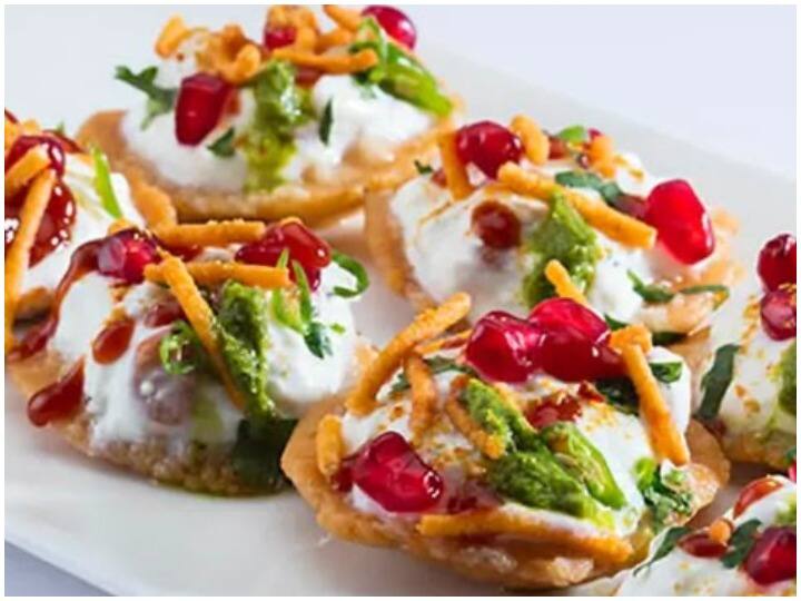Kitchen Hacks Holi Special Recipe Healthy Papri Chaat Recipe In Hindi Dahi Bhalla Papdi Chaat Recipe होली स्पेशल: स्वादिष्ट खट्टी-मीठी दही पापड़ी चाट कैसे बनाएं? जानिए रेसिपी