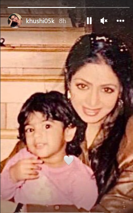 Sridevi's Death Anniversary: Khushi Kapoor Shares Heartwarming Picture Remembering Her Late Mother