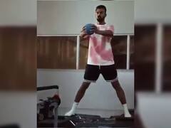 जिम में जमकर पसीना बहा रहे हैं KL Rahul, वीडियो में देखें कमबैक की तैयारी