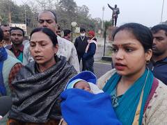 Bihar News: नियुक्ति पत्र नहीं मिलने से नाराज चयनित अभ्यर्थियों ने किया हंगामा, DEO पर लगाया मनमानी का आरोप 