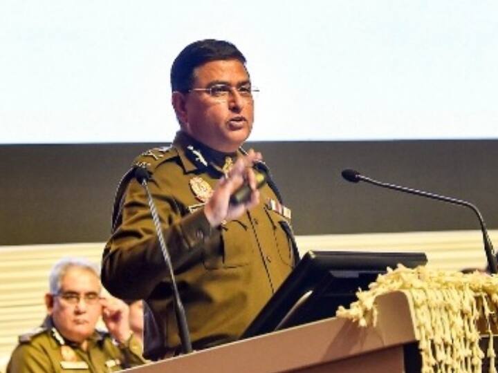 दिल्ली पुलिस किसानों के खिलाफ दर्ज मामले लेगी वापस, ड्रोन के जरिये अपराधियों पर रखेगी नज़र Delhi Police will take back the cases registered against farmers will keep an eye on criminals through drones ANN दिल्ली पुलिस किसानों के खिलाफ दर्ज मामले लेगी वापस, ड्रोन के जरिये अपराधियों पर रखेगी नज़र