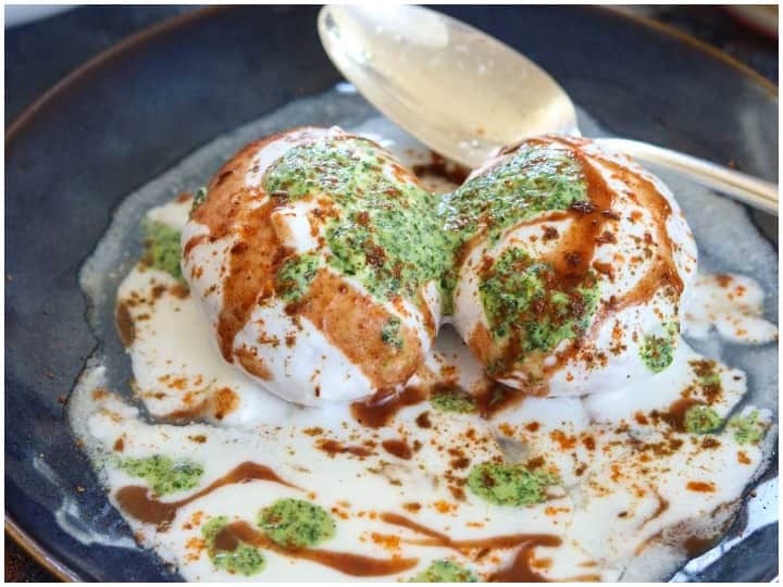 Kitchen Hacks Holi Special Recipe Make Soft Dahi Balla At Home Dahi Vada Recipe होली स्पेशल: दही भल्ले के बिना अधूरी रहेगी होली, जरूर ट्राई करें ये चटपटी रेसिपी
