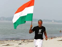 In Pics: मिलिंद सोमन और अंकिता कोंवर को गुजरात से है बहुत प्यार, देखिए- इन फिटनेस लवर्स को