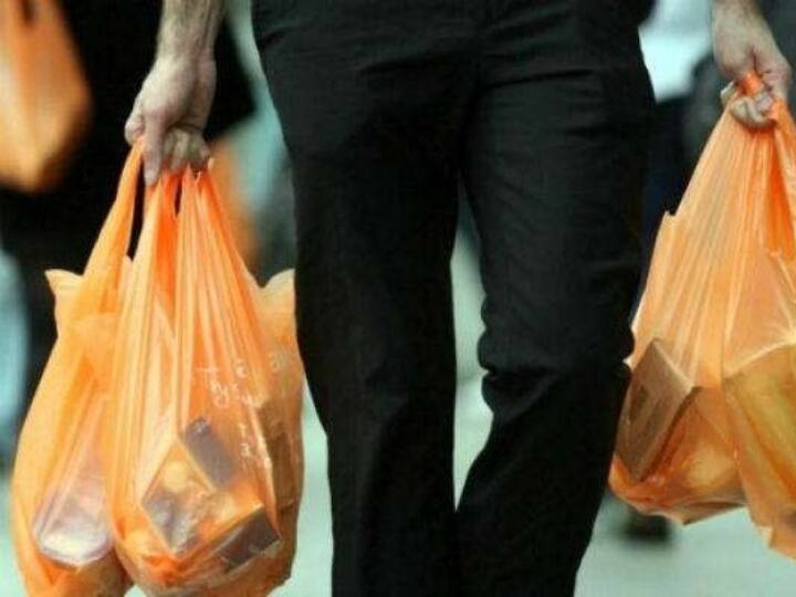 Gurugram Municipal Corporation banned single-use plastic from 1 July 2022 and Violation Rule will attract a maximum fine of 25,000 Rupees Gurugram Plastic Ban: गुरुग्राम में 1 जुलाई से सिंगल यूज प्लास्टिक बैन, उल्लंघन करने पर लगेगा इतना जुर्माना