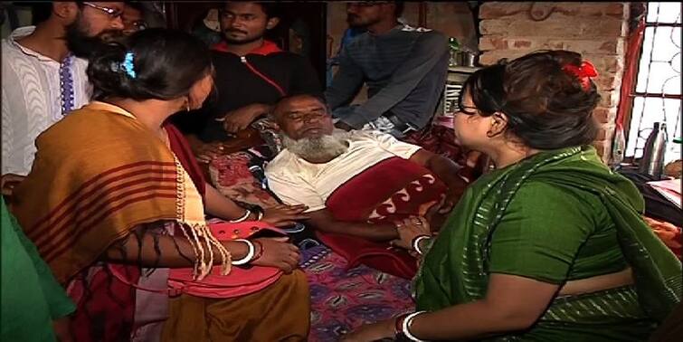 Anish Khan Death: Protesters Tumpa and Mausumi Kayal meets Anis Khan family stand by them Anish Khan Death Protest: আনিসের পরিবারের পাশে দাঁড়ালেন দুই প্রতিবাদী, টুম্পা ও মৌসুমী কয়াল