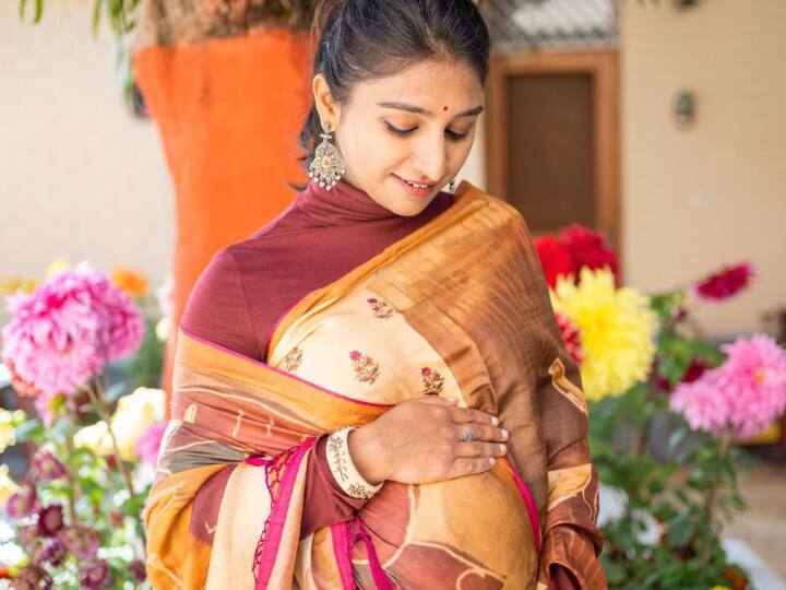 Mohena Kumari Recalls A Proud Moment When Mom-In-Law Stopped Priest Saying ‘Bahot Saare Bete Ho' Mohena Kumari Recalls A Proud Moment When Mom-In-Law Stopped Priest Saying ‘Bahot Saare Bete Ho'
