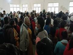 Supaul News: मेडिकल सर्टिफिकेट बनवाने आए शिक्षकों को प्रभारी CS ने दी गालियां, कहा- जंगली की तरह कर रहे सभी