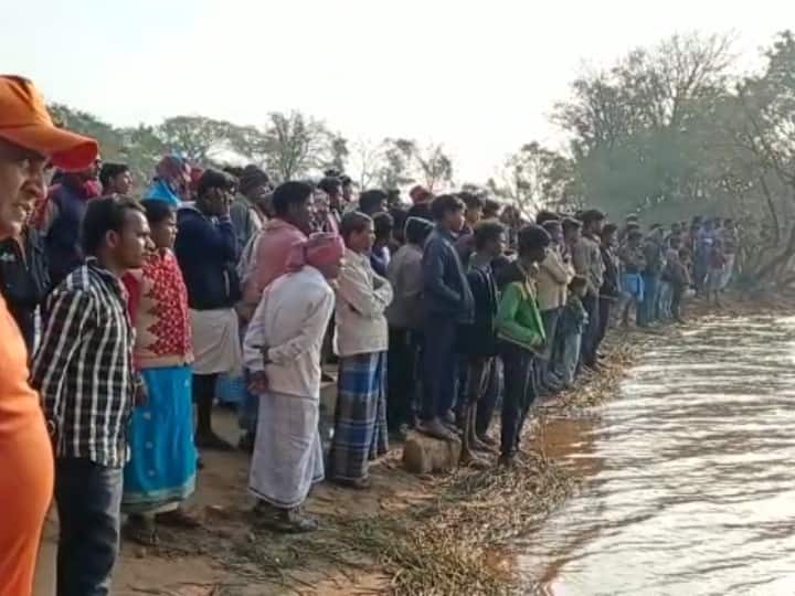 Jharkhand Boat Capsized Jamtara NDRF team in rescue with loacl Administration for missing people ANN Jharkhand Boat Capsized: जामताड़ा जिले में नाव हादसे में लापता लोगों की तलाश हुई तेज, NDRF के साथ लगाए गए ये एक्सपर्ट