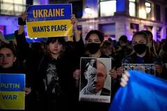 IN PICS: | Ukraine-Russia Conflict: Protesters Hit The Streets Around The World To Rally In Support Of Ukraine