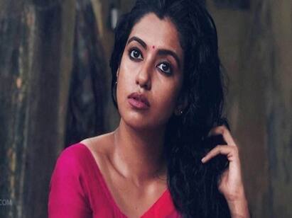 Roshini haripriyan dance for  valimai movie songs video goes on viral! Bharathi Kannamma Roshini Haripriyan : வேற மாரி வேற மாரி.. ரோஷ்னி ஹரிப்ரியனின் ஹாட் ஸ்டெப்ஸ்.. வைரலாகும் பழைய கண்ணம்மா..