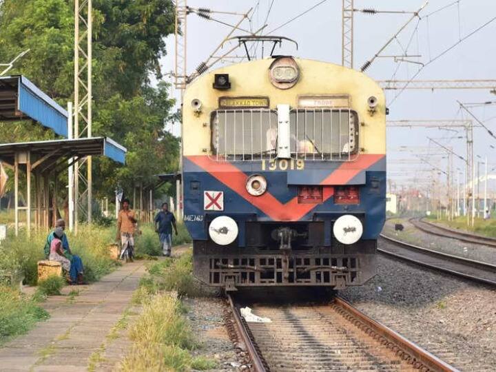 Indian Railways canceled 362 trains passing through UP, Bihar, Gujarat, Maharashtra on 25 February Trains Canceled Today: Railways ने रद्द की यूपी-बिहार समेत कई राज्यों से होकर गुजरने वाली 362 ट्रेनें, कई का रूट बदला, जानें अपनी ट्रेन का स्टेटस