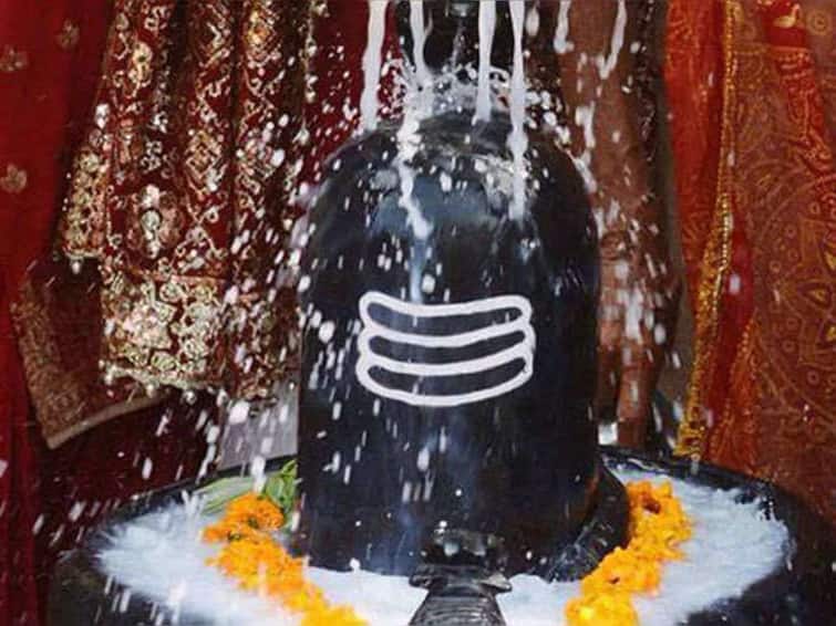 Mahashivratri 2022: What is Rudhrabhishek and other unknown facts of lord Shiva Mahashivratri 2022: মহাশিবরাত্রিতে রুদ্রাভিষেক, কী ভাবে পুজো? উপাচারই বা কী কী?