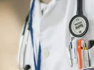 MBBS Admission : एका जागेसाठी 50 दावेदार, प्रवेशासाठी विद्यार्थ्यांत जोरदार चुरस