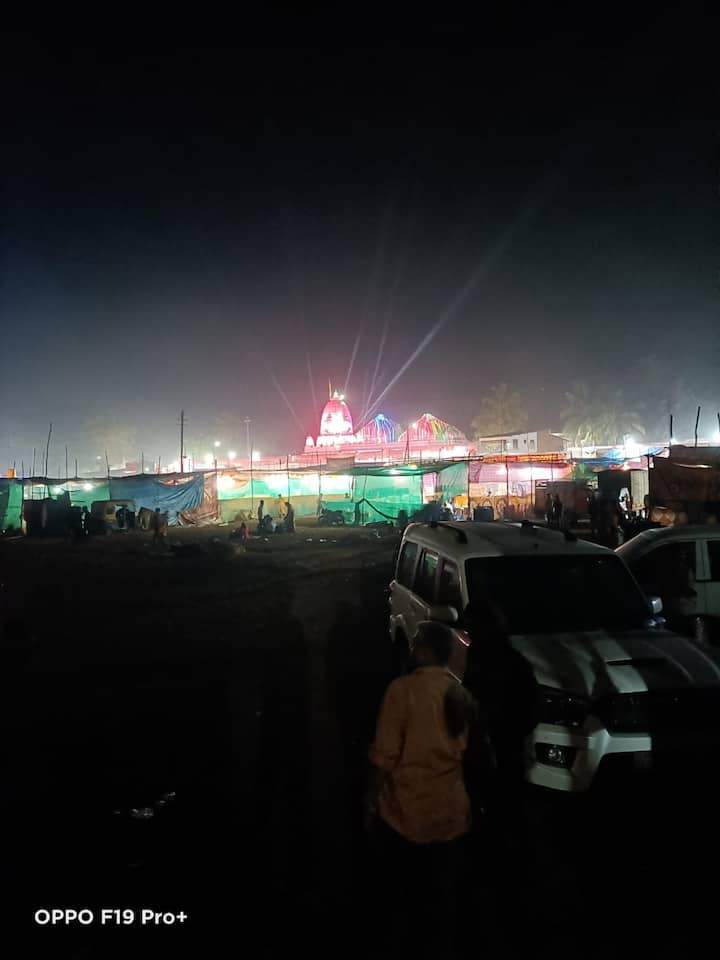 सिंधुदुर्ग जिल्ह्यातील प्रसिद्ध अशी आंगणेवाडीची यात्रा मोठ्या उत्साहात संपन्न होत आहे