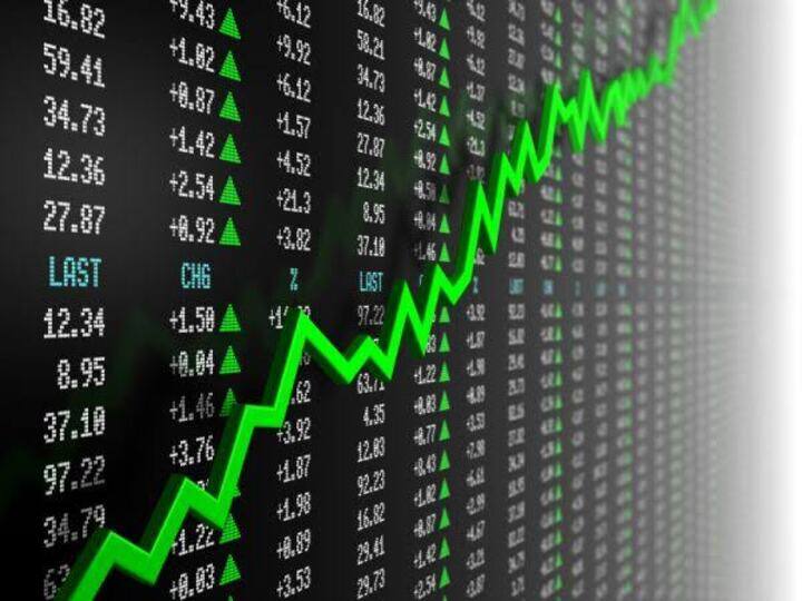 Sensex Rebounds Over 1100 Points Tracking Global Peers Nifty Trades Above 16550 ரஷ்யா மீது பொருளாதார தடை விதிப்பு எதிரொலி! ஒரே இரவில் உயர்ந்த பங்குச்சந்தை… சென்செக்ஸ் 55,665 ; நிஃப்டி16,573