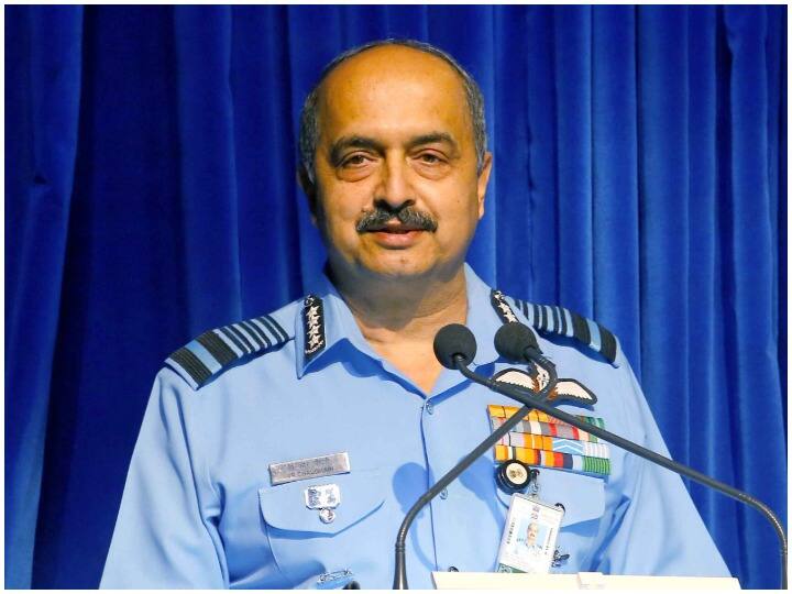 Indian Air force Chief saye China Moving Disabled Satellite To Another Orbit is A New Threat वायुसेना प्रमुख ने खोली चीन की पोल, कहा-'चीन' शुरू कर रहा है अंतरिक्ष में हथियारों की होड़