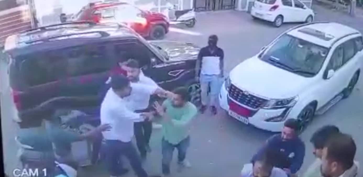 Rajasthan News: भाजपाईयों के बीच फिल्मी अंदाज में तलवारबाजी, वर्चस्व की लड़ाई से दहशत का माहौल, जानिए पूरा मामला