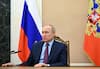 Russia Ukraine War: ”உக்ரைன் நாட்டு அதிகாரத்தை ராணுவத்திடம் தர வேண்டும்” - ரஷ்ய அதிபர் புடின் திட்டவட்டம்