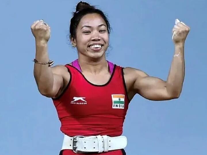 Mirabai Chanu qualifies for Commonwealth Games by clinching gold in Singapore मीराबाई चानू ने सिंगापुर में जीता गोल्ड, कॉमनवेल्थ गेम्स के लिए किया क्वालीफाई