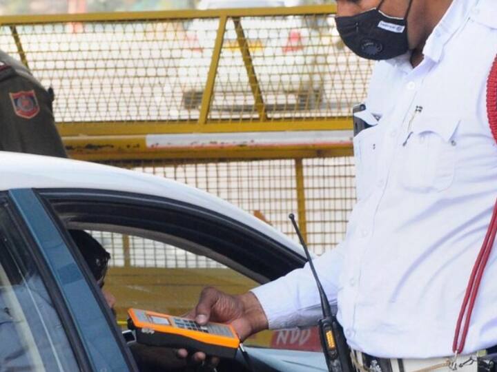 चालान पर पुलिस दे रही है डिस्काउंट ऑफर, कारों पर जुर्माने में 50 फीसदी की छूट