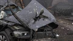 Russia Ukraine War: চলন্ত গাড়ি পিষে দিল রাশিয়ার মিলিটারি ট্যাঙ্ক, তারপর যা হল..