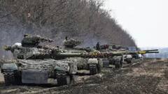 Russia Ukraine Conflict: কিয়েভে ঢুকল রুশ সেনাবাহিনী, পাল্টা মিসাইল হামলা ইউক্রেনের | Bangla News