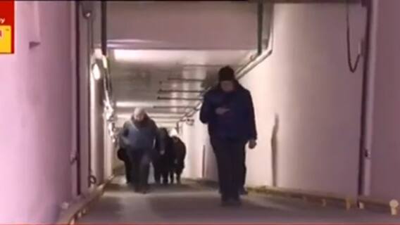 Russia Ukraine Conflict: থেকে থেকেই বেজে উঠছে সাইরেন, ইউক্রেনজুড়ে আতঙ্কের পরিবেশ ।Bangla News