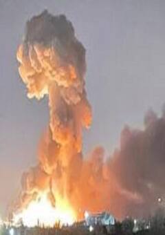 रूसी हमले में जब यूक्रेन में एक साइकिल सवार पर गिरा बम का गोला, वीडियो देखकर उड़ जाएंगे होश