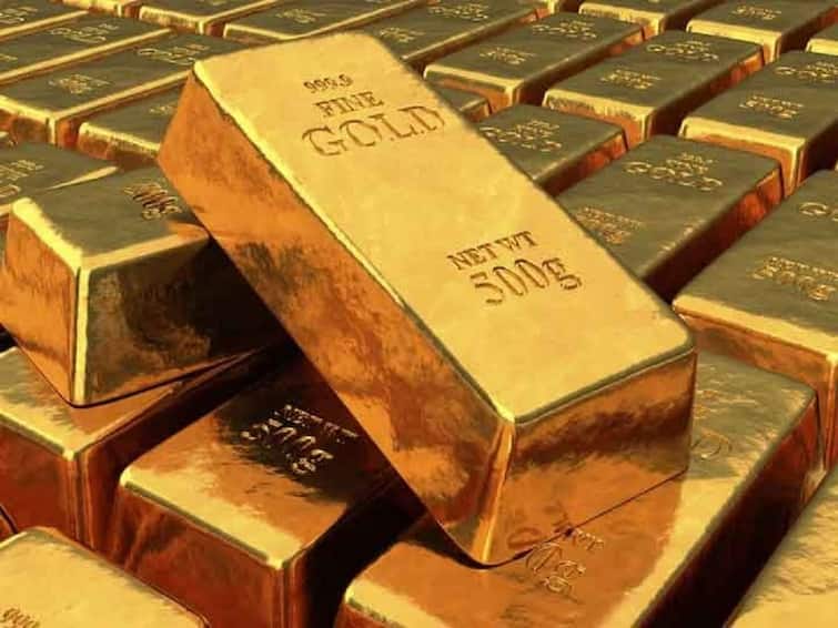 gold price today are low level silver also declines slips below 65 000 rupees ખુશખબર! આજે સોનું થયું સસ્તું, ચાંદીમાં 1200 રૂપિયાથી વધુનો ઘટાડો, જાણો આજના લેટેસ્ટ ભાવ
