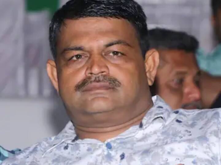 Gujarat: इस्तीफे की धमकी देने वाले भाजपा विधायक केसरी सिंह सोलंकी ने CM से मुलाकात के बाद बदला फैसला BJP MLA Kesari Singh Solanki, who threatened to resign, changed his decision after meeting the CM Gujarat: इस्तीफे की धमकी देने वाले भाजपा विधायक केसरी सिंह सोलंकी ने CM से मुलाकात के बाद बदला फैसला