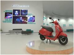 देखिए कितना क्यूट है बजाज का इलेक्ट्रिक स्कूटर, जानिए कितने रंग में खरीद सकते हैं आप