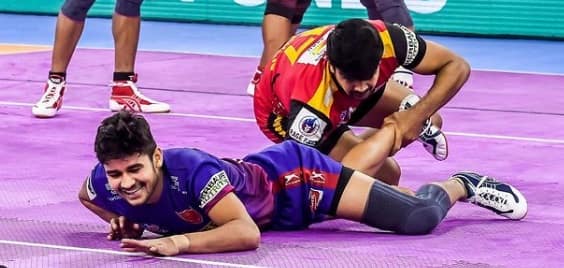 pro kabaddi league : This four raider got most raid points in pkl 8 season Pro Kabaddi League 8માં સૌથી વધુ રેડ પૉઇન્ટ લેનારા આ છે 4 ખેલાડીઓ, જુઓ લિસ્ટ........